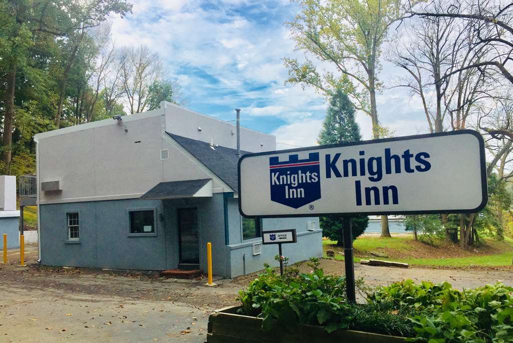 Hillside Motel Glen Mills エクステリア 写真